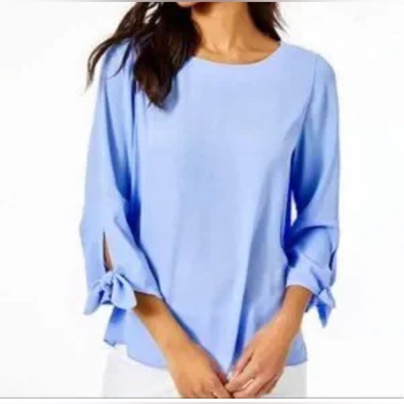 Lily Pulitzer Blouse with accent sleeves - Picture 1 of 7